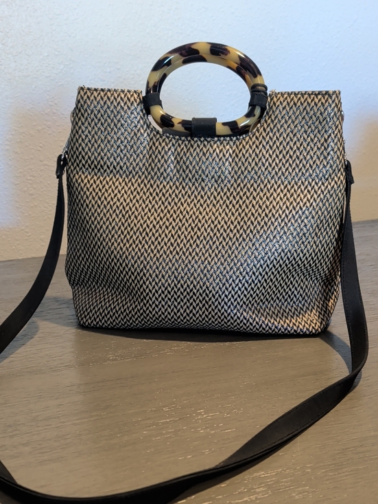 Marlo Handbags - Vintage Marlo Woven Black and Cream Tote with Tortoise Accent Handle
